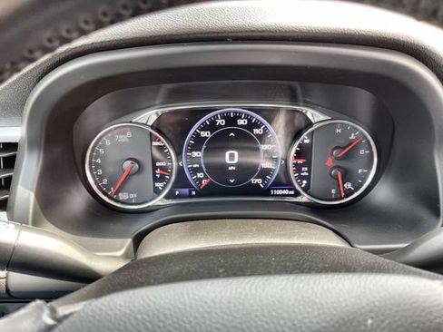 Used 2020 GMC Acadia SLT w/ Driver Alert Package II AWD/4WD image 11