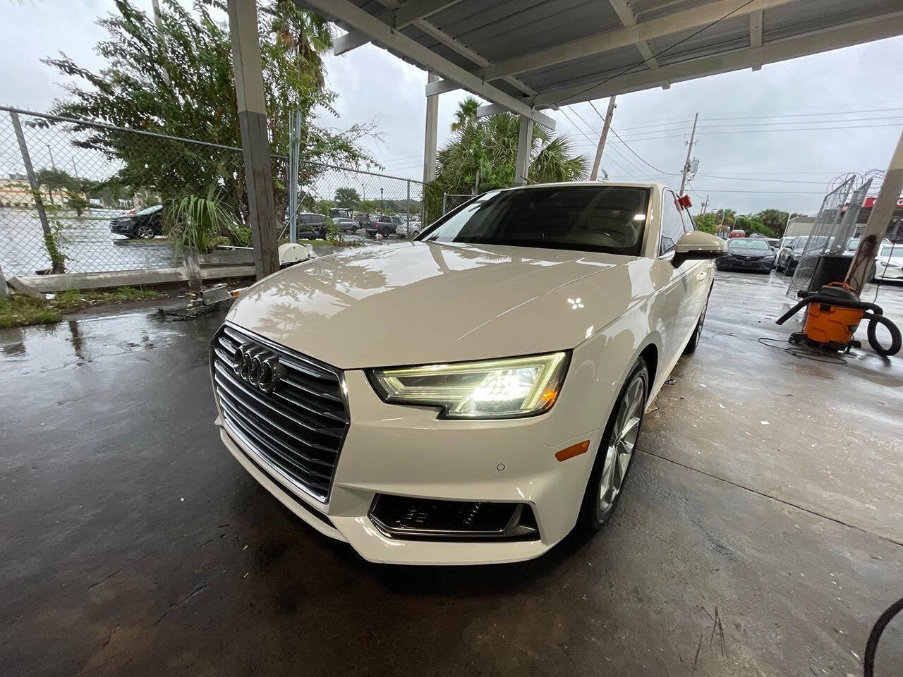 Used 2019 Audi A4 2.0T Premium Plus w/ Premium Plus Package FWD image 5