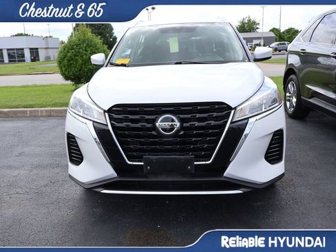 Used 2021 Nissan Kicks SV FWD image 6