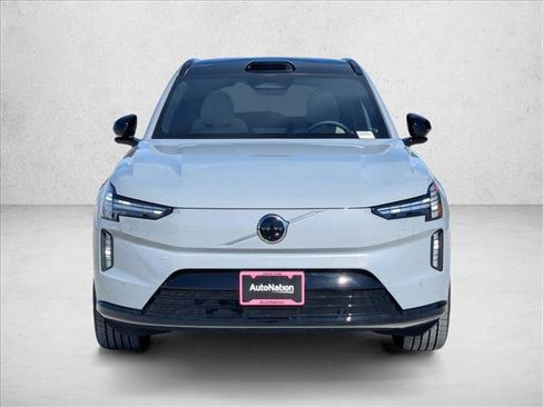 New 2025 Volvo EX90 Ultra image 6