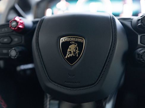Used 2026 Lamborghini Temerario AWD/4WD image 35