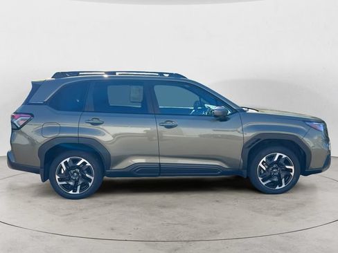 Used 2026 Subaru Forester Limited AWD/4WD image 4