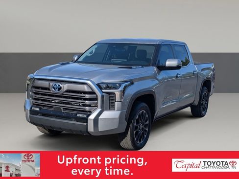 Used 2024 Toyota Tundra Limited AWD/4WD image 4
