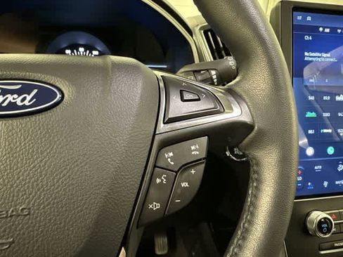 Used 2024 Ford Edge Titanium w/ Equipment Group 301A AWD/4WD image 10