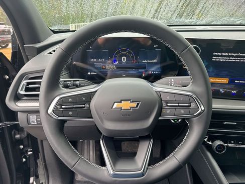 New 2026 Chevrolet Traverse LT FWD image 16
