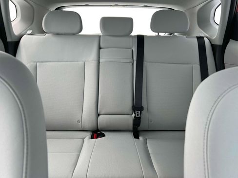 New 2025 Hyundai Kona SE FWD image 16