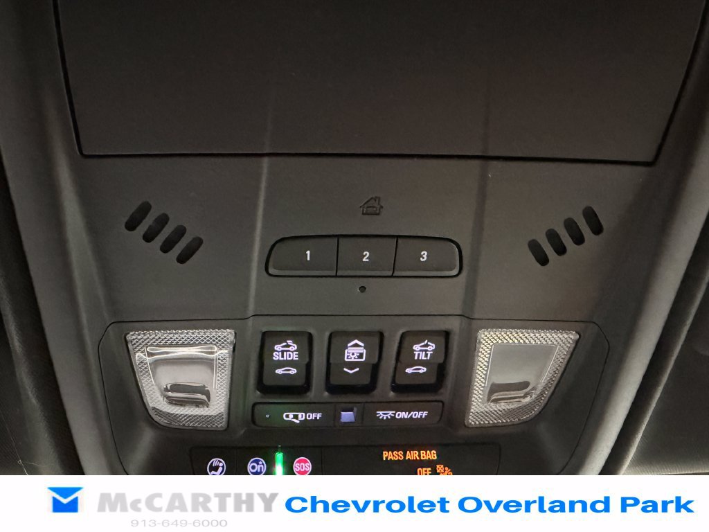 Used 2024 Cadillac XT4 Luxury w/ Cold Weather Package FWD image 23