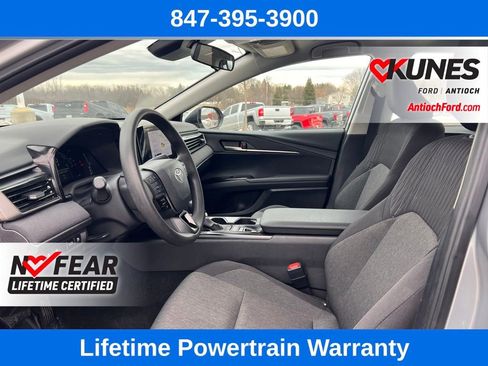 Used 2025 Toyota Camry LE FWD image 11