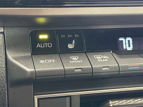 Certified 2025 Toyota Camry SE w/ Convenience Package image 8