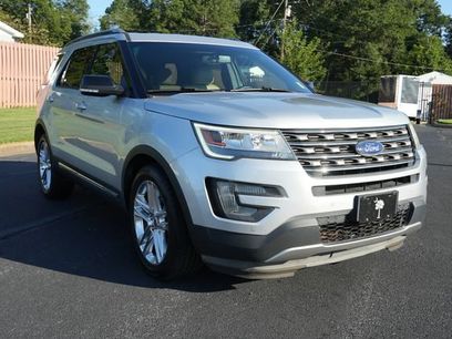 Used 2017 Ford Explorer XLT w/ Equipment Group 202A