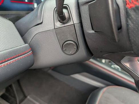 Used 2025 Ford Explorer ST AWD/4WD image 36