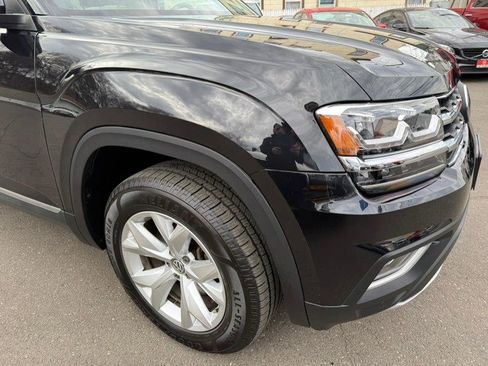 Used 2018 Volkswagen Atlas SEL AWD/4WD image 18