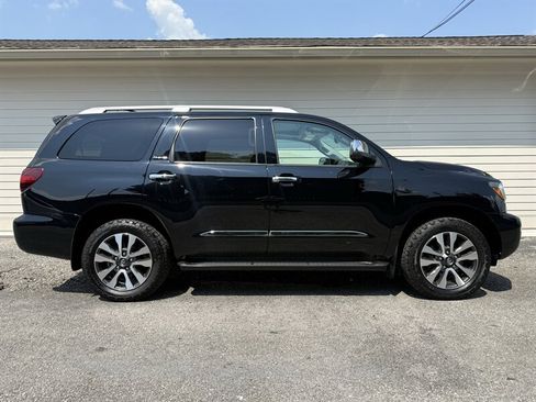 Used 2021 Toyota Sequoia Limited AWD/4WD image 1