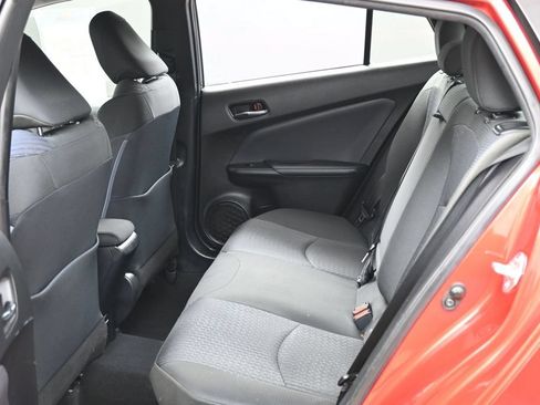 Used 2018 Toyota Prius Two w/ Prius Two Safety Plus Package FWD image 29