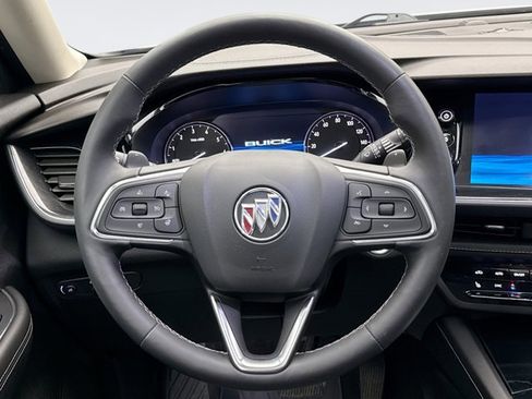 Used 2021 Buick Envision Essence image 12