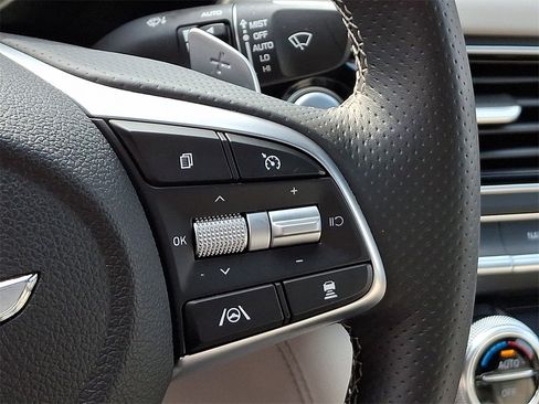 Used 2023 Genesis G70 3.3T w/ Sport Advanced Package image 23