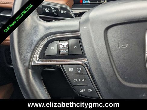Used 2023 Lincoln Nautilus Reserve image 30