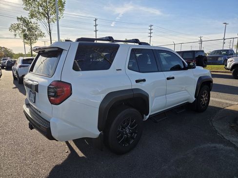 Used 2025 Toyota 4Runner TRD Sport Premium image 8
