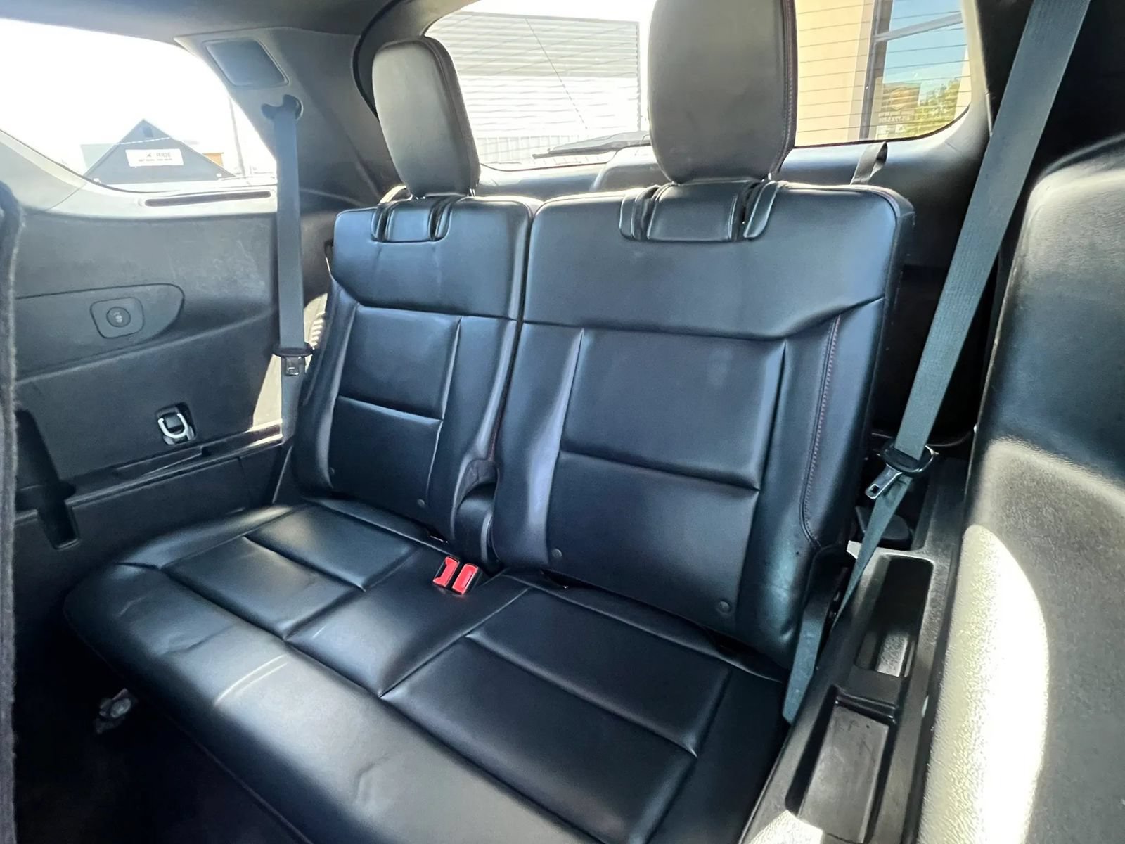 Used 2025 Ford Explorer ST-Line w/ ST-Line Street Pack AWD/4WD image 22