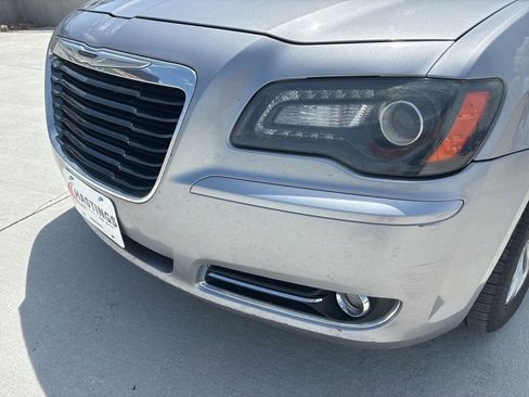 Used 2013 Chrysler 300 S AWD/4WD image 10