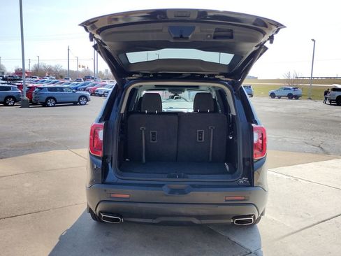 Used 2021 GMC Acadia SLE w/ GMC Pro Grade Package image 18