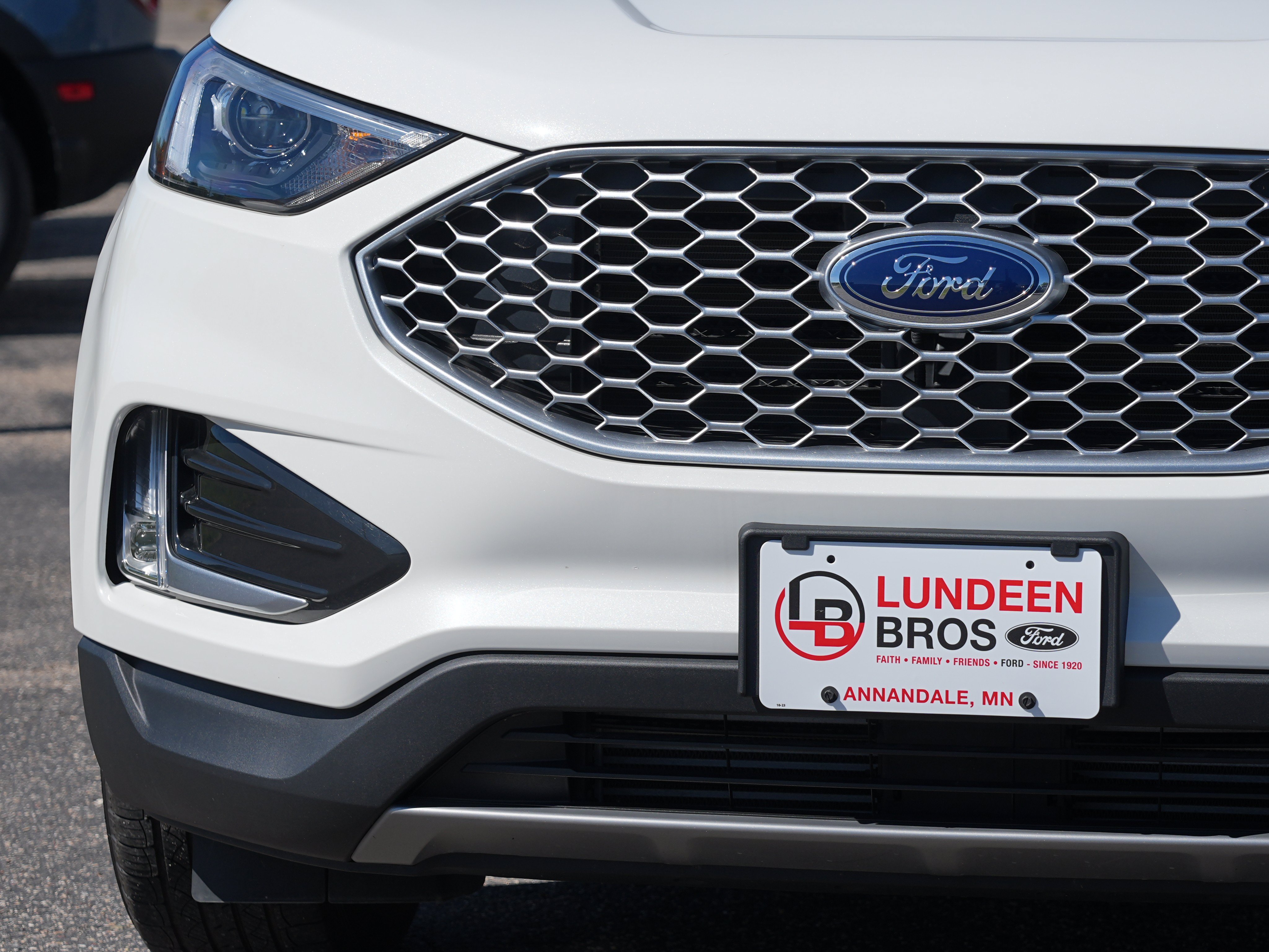 Used 2024 Ford Edge SEL w/ Convenience Package AWD/4WD image 11