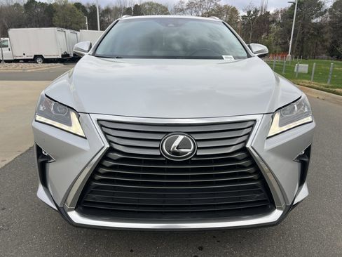 Used 2019 Lexus RX 350 FWD w/ Navigation Package image 4