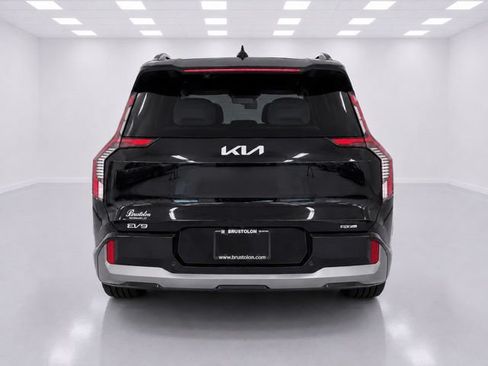 Used 2024 Kia EV9 GT-Line AWD/4WD image 9