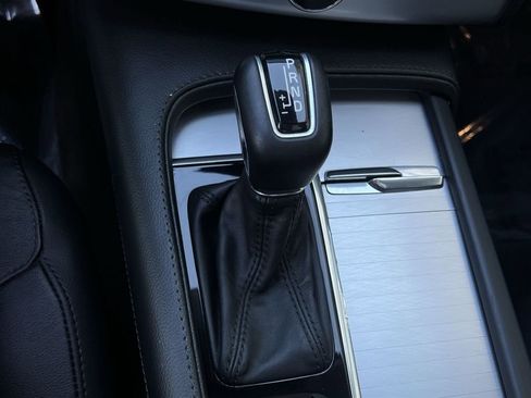 Used 2019 Volvo XC90 T5 Momentum AWD/4WD image 35