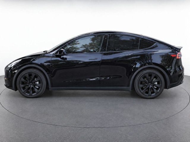 Used 2025 Tesla Model Y Long Range AWD/4WD image 4