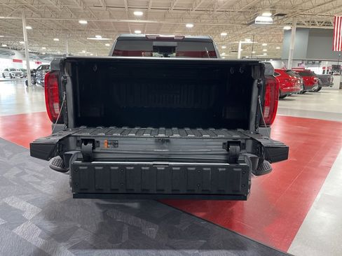 Used 2021 GMC Sierra 1500 SLT w/ SLT Premium Plus Package image 13