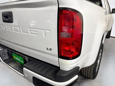 Used 2022 Chevrolet Colorado LT w/ Fleet Safety Package RWD image 32