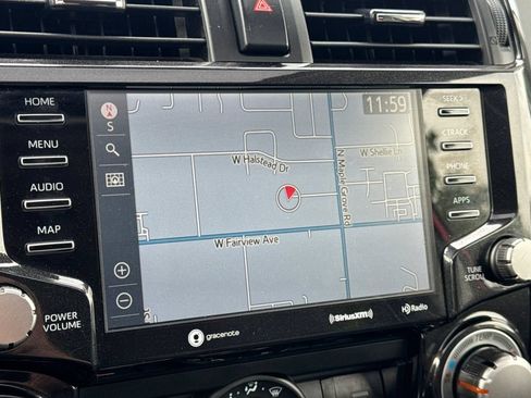 Used 2021 Toyota 4Runner TRD Off-Road Premium w/ Moonroof Package AWD/4WD image 19