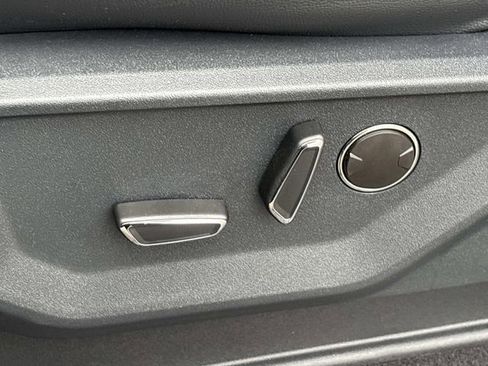 New 2026 Ford F150 Lariat w/ Equipment Group 502A High image 24