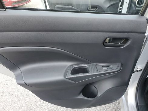 Certified 2025 Nissan Versa S w/ S Plus Package FWD image 9