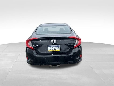 Used 2019 Honda Civic Sport image 4