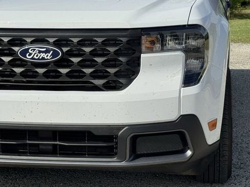 Used 2025 Ford Maverick XLT FWD image 8