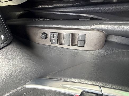 Used 2023 Toyota Camry SE w/ Convenience Package FWD image 22