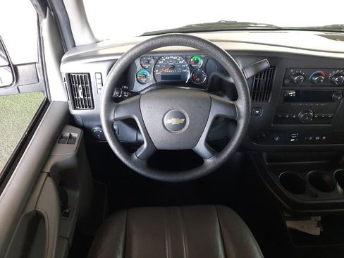 Used 2014 Chevrolet Express 2500 LS image 23