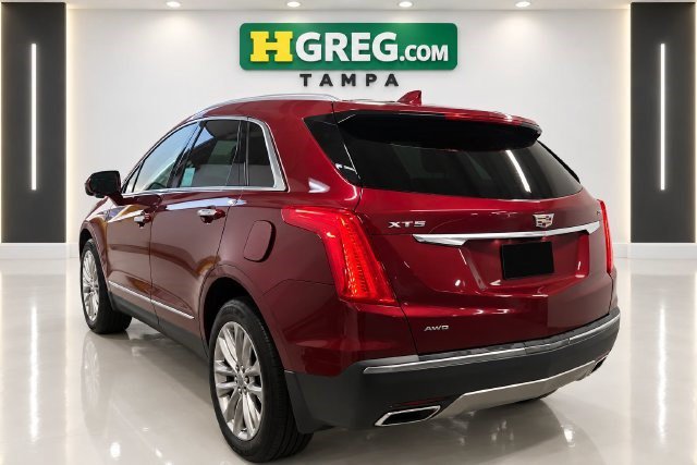 Used 2017 Cadillac XT5 Platinum w/ Driver Assist Package AWD/4WD image 2