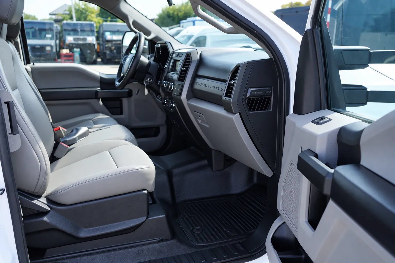 Used 2019 Ford F350 XL w/ XL Value Package AWD/4WD image 3