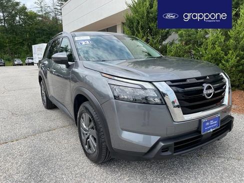 Used 2023 Nissan Pathfinder SV AWD/4WD image 1