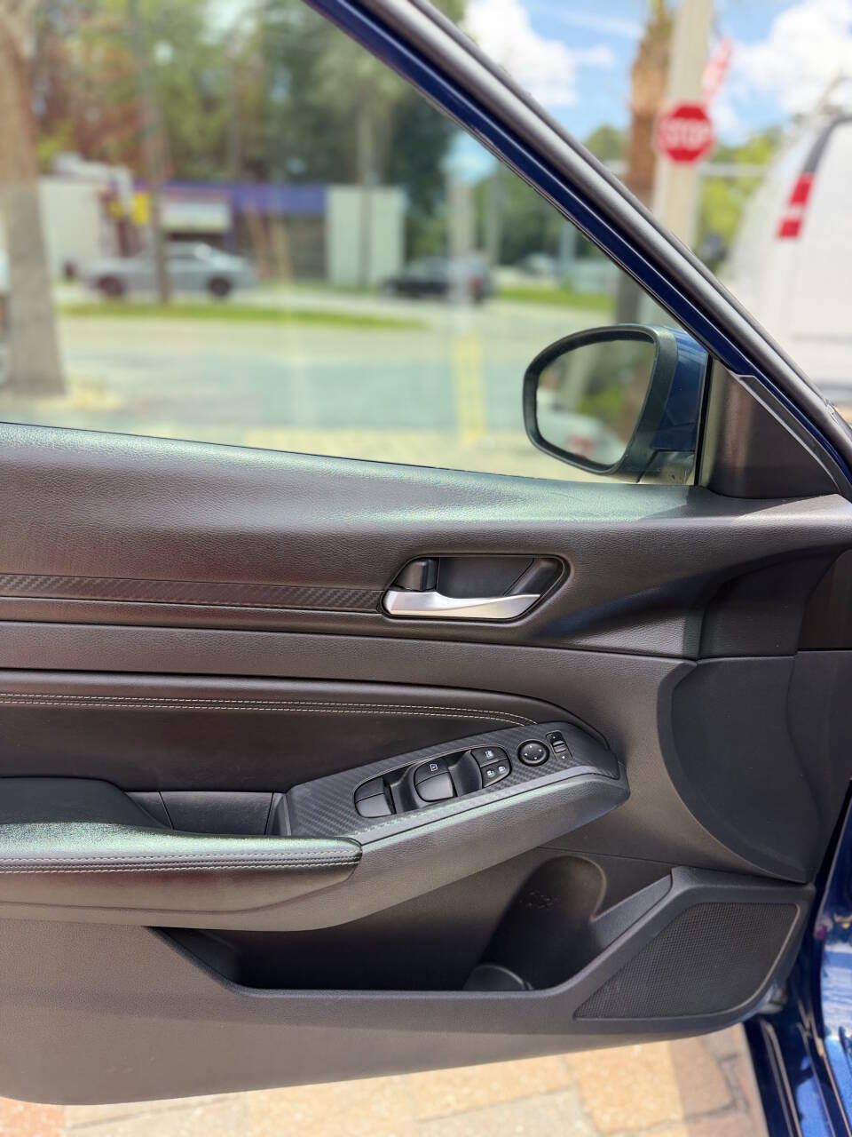 Used 2019 Nissan Altima 2.5 S FWD image 15