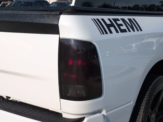 Used 2017 RAM 1500 Express RWD image 12