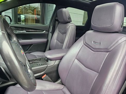Used 2018 Cadillac XT5 Luxury image 25