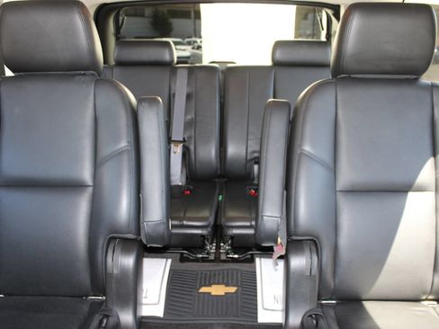 Used 2013 Chevrolet Tahoe LTZ AWD/4WD image 9