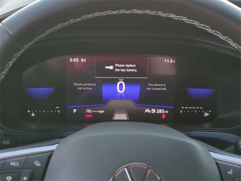 Used 2023 Volkswagen Taos SE image 12