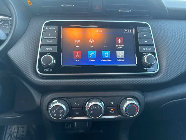 Used 2025 Nissan Kicks Play S FWD image 32