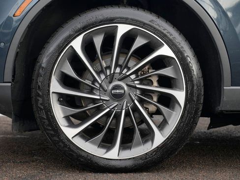 Used 2023 Lincoln Aviator Reserve w/ Equipment Group 201A image 11