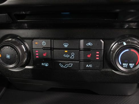 Used 2015 Ford F150 XLT w/ Equipment Group 302A Luxury image 39